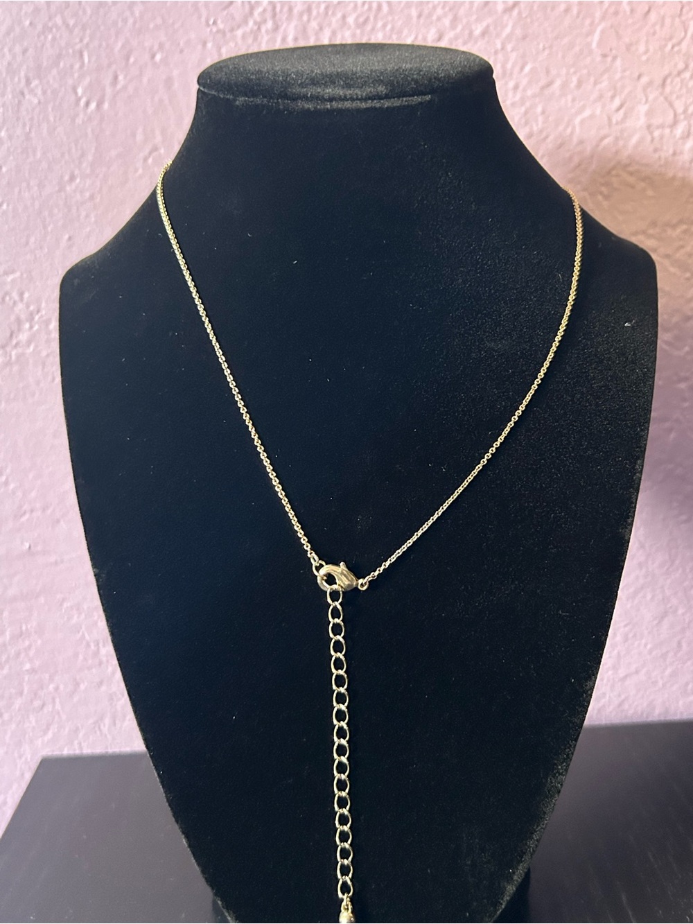 Gold Camera Pendant Necklace - Picture 2 of 2